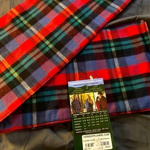 Vermont Flannel Company Scarf. Never worn, new with tags! So soft and cozy.